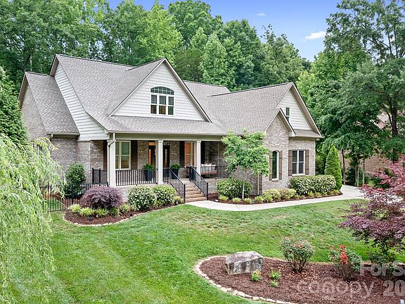 4th image of 115 Buckingham Place Rd