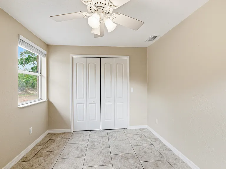 7302 Santa Clara Blvd — Photo 20