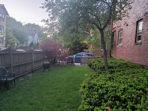 4th image of 609 Sherman Ave