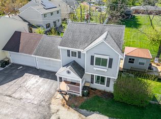 7120 Center Ave, Hanover Park, IL 60133