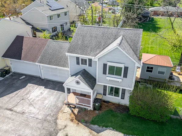 7120 Center Ave, Hanover Park, IL 60133