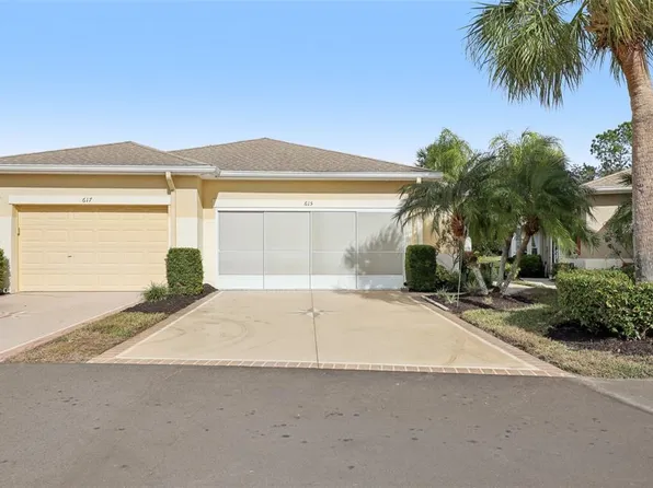 615 Tremont Greens Ln, Sun City Center, FL 33573