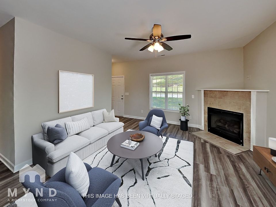 1st image of 2410 Somerset Place Dr