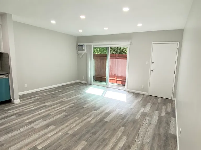 1415 Hauser Blvd #2 — Photo 3