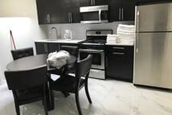 Rented by EF Property Management LLC | media 17