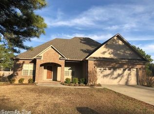 100 Griffin Dr, Beebe, AR 72012