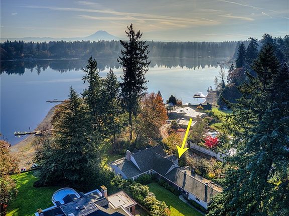Built in 1966 around a charming 19th century log cabin. 