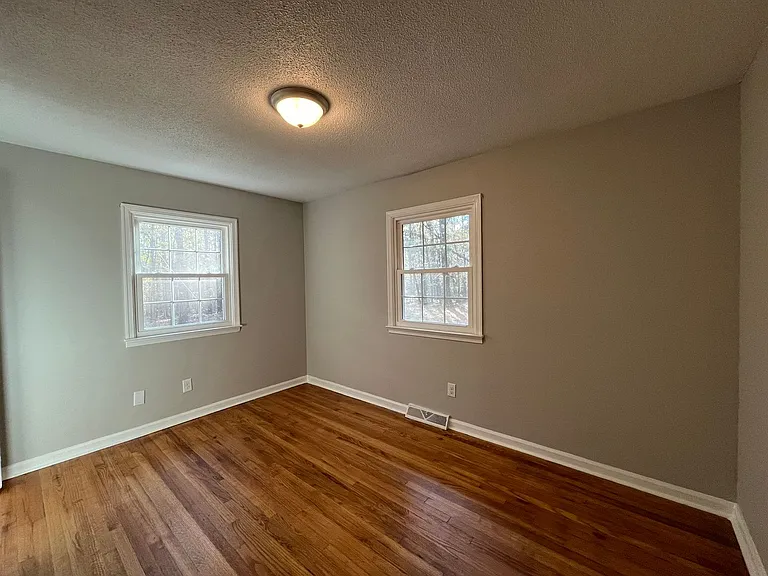 13009 Creedmoor Rd — Photo 13