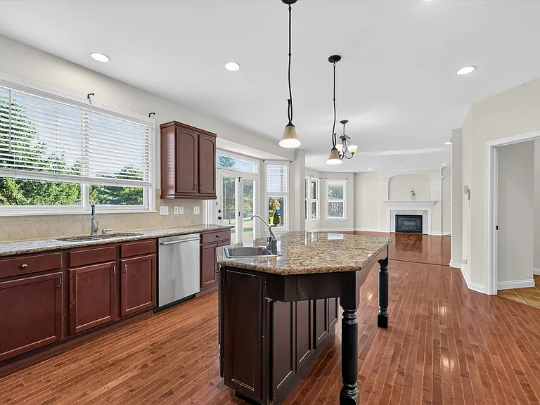 13636 Falcon Way — Photo 15