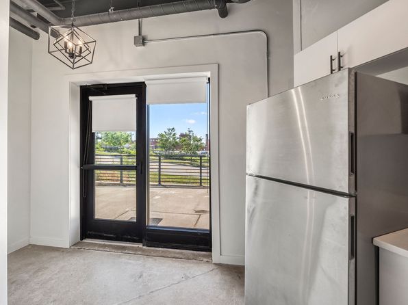 660 E 5th St APT 1110