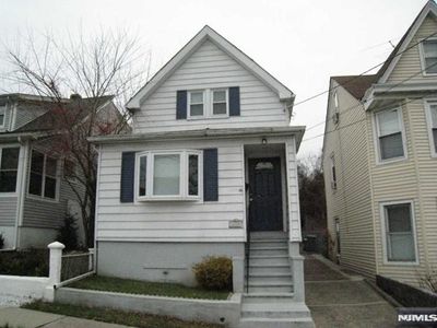 155 Heights Ave, Fair Lawn, NJ, 07410