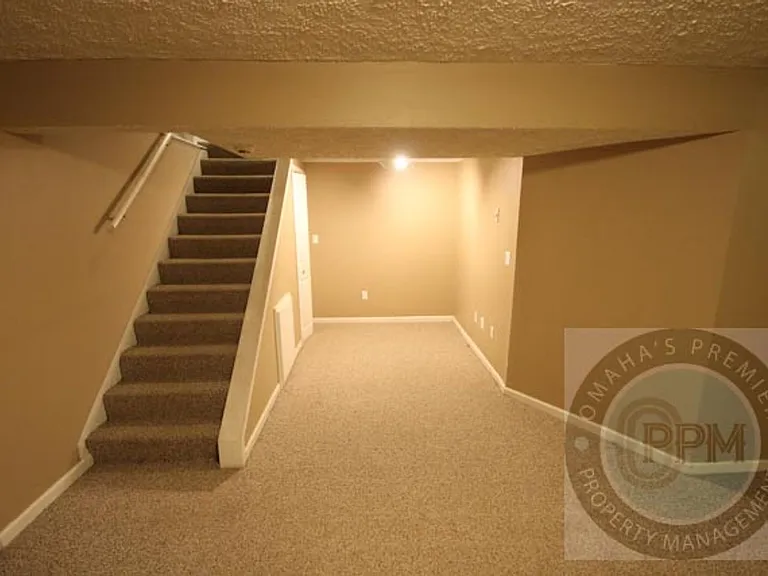 3442 S 88th St — Photo 10