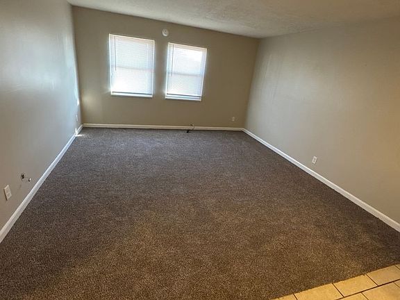 4th image of 810-811 Howard Ave #811-11W