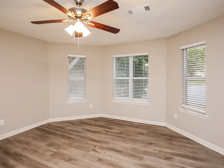 3730 Rhoanoke Ct — Photo 9