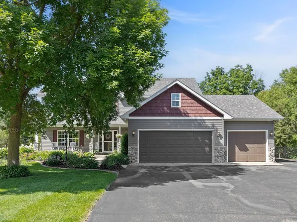 725 Ivanhoe Dr, Watertown, MN 55388