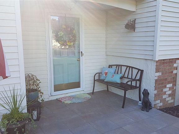 4th image of 3 Briarfield Dr