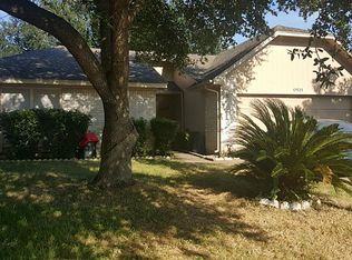 9511 Lexham Dr, Houston, TX 77083