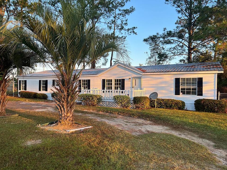 1st image of 555 Pinecrest Dr
