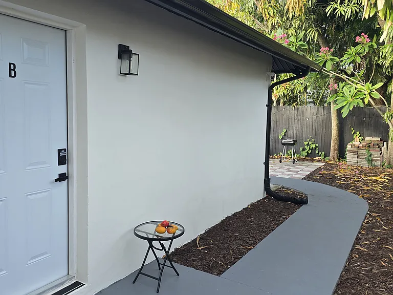 1236 NE 12th Ave #B — Photo 11