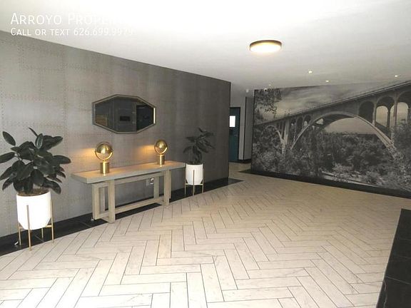 3rd image of 330 S Mentor Ave Unit 128
