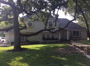 1902 Trailwood Dr, Euless, TX 76039