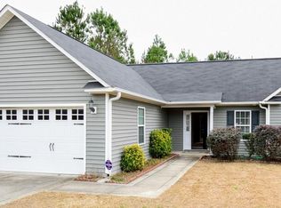 505 Mildenhill Rd, Hope Mills, NC 28348