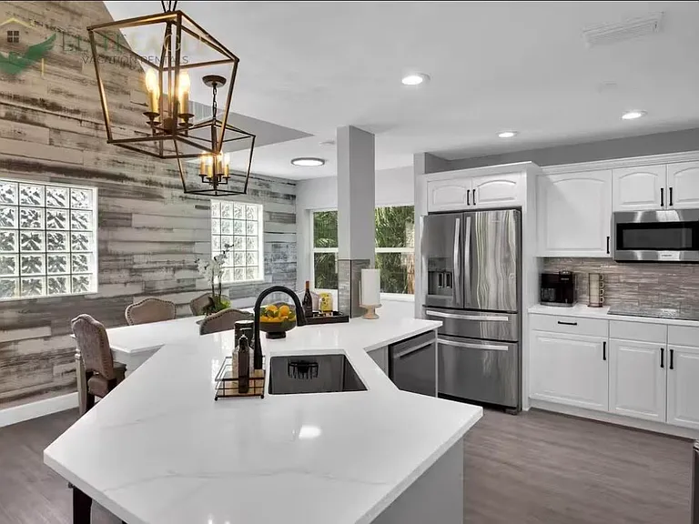 15501 Gulf Blvd — Photo 9
