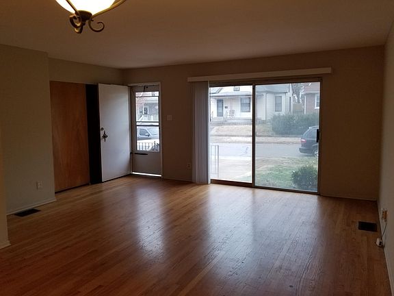 2nd image of 3212 Edgar Ave