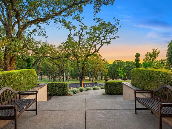 5th image of 5133 Oak Grove Ct
