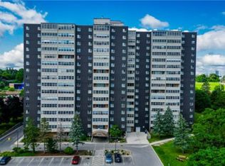 225 Harvard Pl #509, Waterloo, ON N2J 4H4