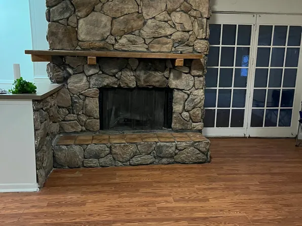 3906 Victoria St, Irving, TX 75062