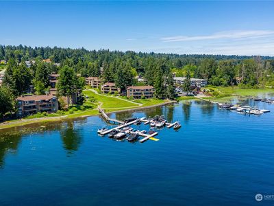 17504 NE 40th Place, Redmond, WA, 98052