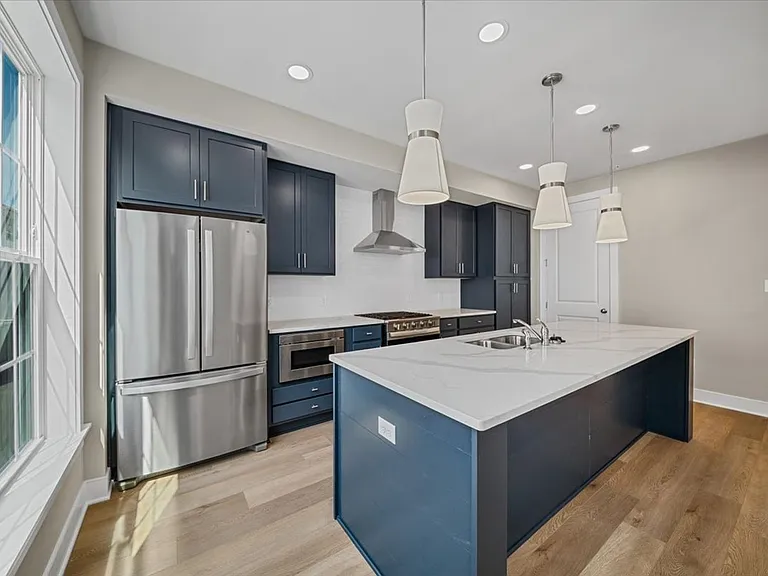 330 Highbridge Ln — Photo 10