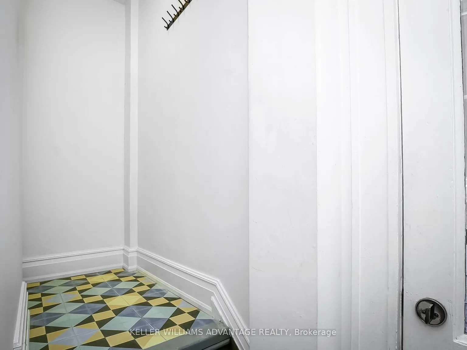 2 bed, $2,200 — Photo 4