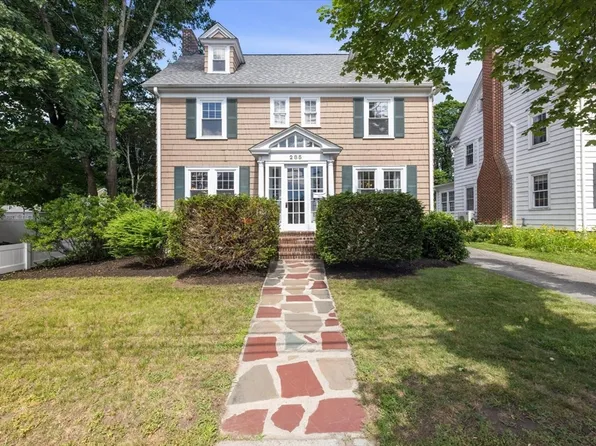 285 Lexington St, Newton, MA 02466