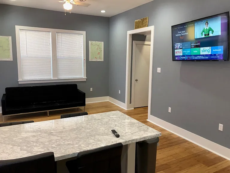 512 S Telemachus St — Photo 11