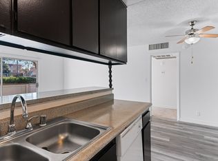 Lake Sahara, Las Vegas, NV 89121