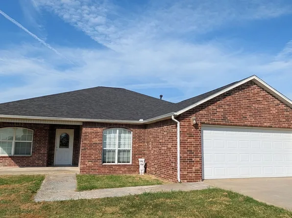 360 Haley Cir, Pryor, OK 74361
