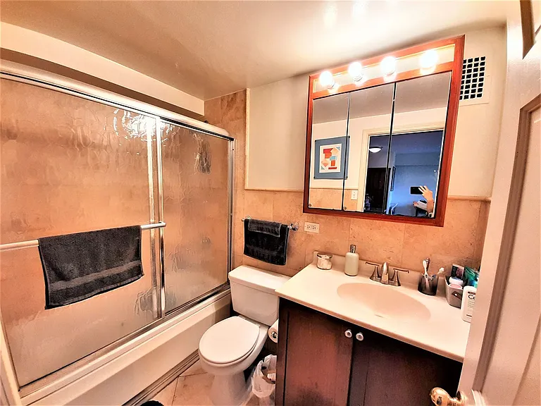 4180 Marine Terrace Apartments — Photo 145