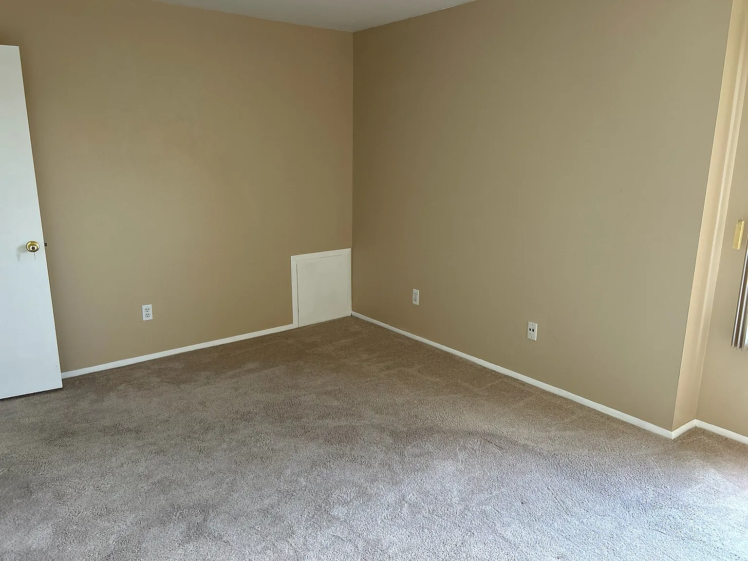 1 bed, 731 sqft, $1,200 — Photo 2