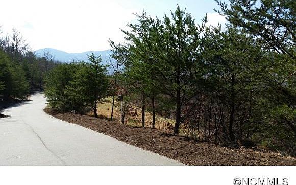 1st image of 17 Red Plum Ln