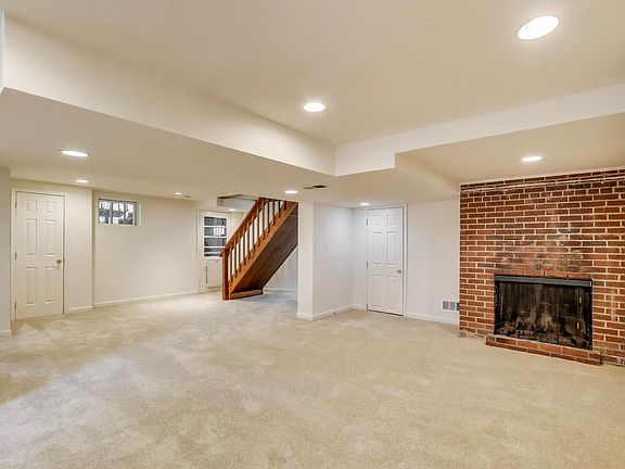 5th image of 3215 McComas Ave