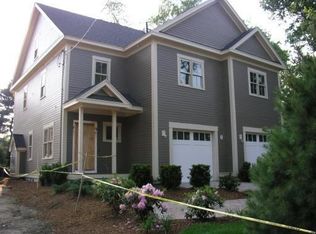 2-10 Cragmore Rd #8, Newton, MA 02464