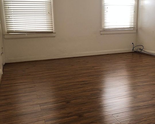 5th image of 206 S Kenmore Ave APT 1