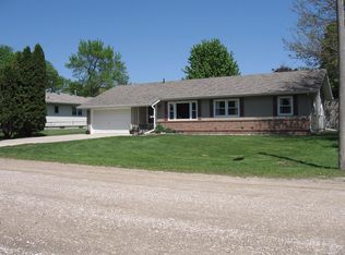 609 South St, Webster City, IA 50595