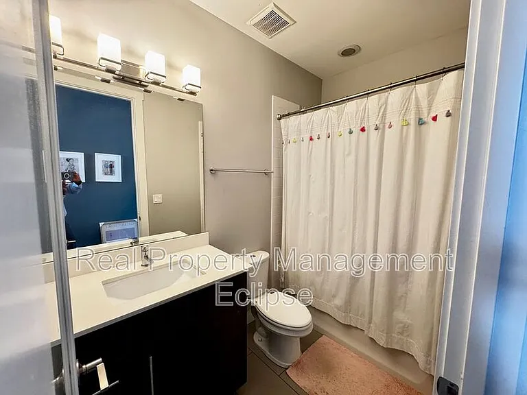 5034 Puget Blvd SW — Photo 13
