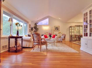 28 Hill Rd, Emerson, NJ 07630