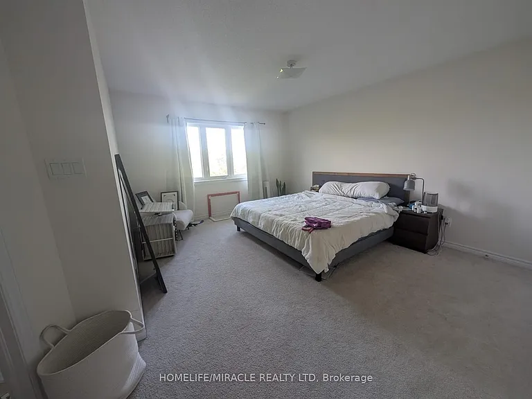 82 Aspen Hills Rd — Photo 9