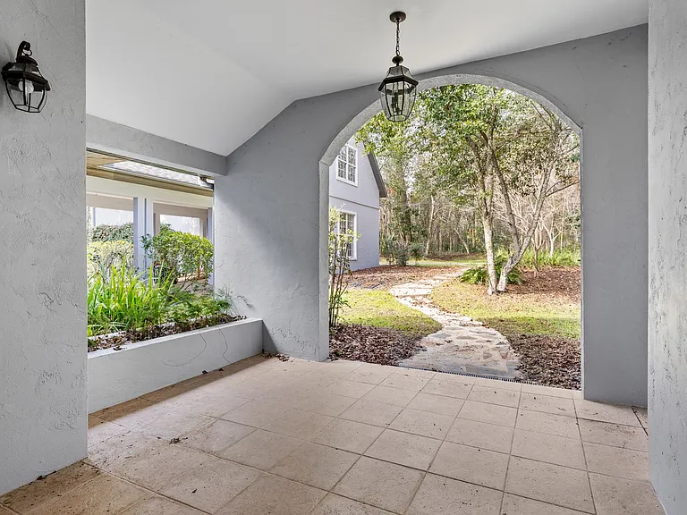 9510 NW 59th Ln — Photo 40