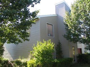 72 Fireside Ct, Matawan, NJ 07747